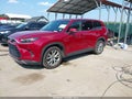 2024 Toyota Highlander — photo 2 of 17 | VIN 5TDACAB51RS012694