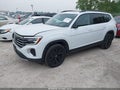 2025 Volkswagen Atlas — photo 2 of 18 | VIN 1V2KR2CA4SC522192