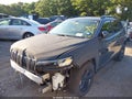 2019 Jeep Cherokee — photo 2 of 15 | VIN 1C4PJLLB6KD411389