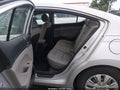 Photo 8 of 16 — 2017 Hyundai Elantra