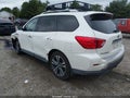 2017 Nissan Pathfinder — photo 3 of 16 | VIN 5N1DR2MM6HC640722
