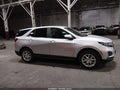 Photo 13 of 16 — 2022 Chevrolet Equinox