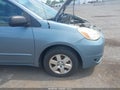 Photo 12 of 12 — 2004 Toyota Sienna
