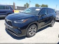 2021 Toyota Highlander — photo 2 of 16 | VIN 5TDGZRBH0MS125496