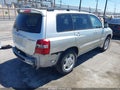 Photo 4 of 17 — 2005 Toyota Highlander