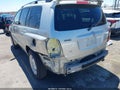 Photo 6 of 17 — 2005 Toyota Highlander
