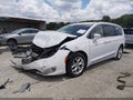 2017 Chrysler Pacifica — photo 2 of 16 | VIN 2C4RC1BG4HR809906