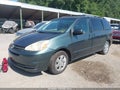 Photo 2 of 11 — 2005 Toyota Sienna