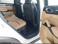 2016 Porsche Cayenne — photo 8 of 16 | VIN WP1AA2A25GLA02024