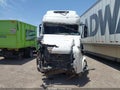 2019 Volvo VNL — photo 12 of 15 | VIN 4V4NC9EHXKN196832