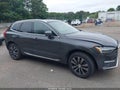 2022 Volvo XC60 — photo 13 of 17 | VIN YV4L12RL6N1901343