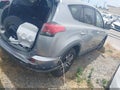Photo 4 of 17 — 2018 Toyota RAV4