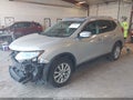 2017 Nissan Rogue — photo 2 of 16 | VIN 5N1AT2MV8HC771132