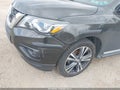 2017 Nissan Pathfinder — photo 6 of 16 | VIN 5N1DR2MM1HC645682