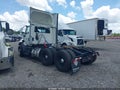 2020 International RH — photo 3 of 14 | VIN 3HSDWTZR9LN845516