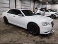 2018 Chrysler 300 — photo 1 of 11 | VIN 2C3CCAPT6JH234932