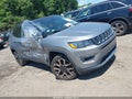 2018 Jeep Compass — photo 1 of 16 | VIN 3C4NJDCB0JT144417