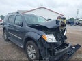 Photo 6 of 15 — 2011 Nissan Pathfinder