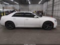 2022 Chrysler 300 — photo 14 of 17 | VIN 2C3CCABG2NH228920