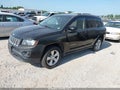 2016 Jeep Compass — photo 2 of 10 | VIN 1C4NJDEB5GD722877