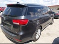 2017 Kia Sedona — photo 4 of 16 | VIN KNDMC5C16H6292546