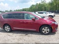 2017 Chrysler Pacifica — photo 13 of 16 | VIN 2C4RC1EG4HR543590