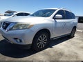 2014 Nissan Pathfinder — photo 2 of 11 | VIN 5N1AR2MNXEC671351