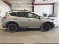 2018 Toyota RAV4 — photo 14 of 17 | VIN 2T3RFREV8JW721694