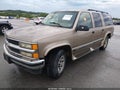 1996 Chevrolet Suburban — photo 2 of 12 | VIN 3GNFK16R3TG115229