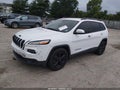 2015 Jeep Cherokee — photo 2 of 12 | VIN 1C4PJLCS5FW742006