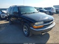 2000 Chevrolet Blazer — photo 1 of 16 | VIN 1GNCS13W1YK122211