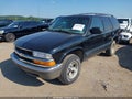2000 Chevrolet Blazer — photo 2 of 16 | VIN 1GNCS13W1YK122211