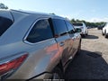 Photo 18 of 18 — 2015 Toyota Highlander