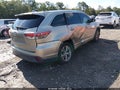 Photo 4 of 18 — 2015 Toyota Highlander