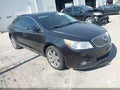 2013 Buick LaCrosse — photo 1 of 16 | VIN 1G4GC5E37DF236844