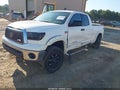 2011 Toyota Tundra — photo 2 of 15 | VIN 5TFUW5F18BX195191