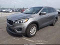 2017 Kia Sorento — photo 2 of 17 | VIN 5XYPG4A37HG271086