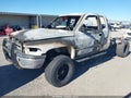 2001 Dodge Ram 2500 — photo 2 of 16 | VIN 3B7KF23641G752011