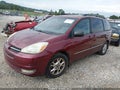 Photo 2 of 12 — 2005 Toyota Sienna