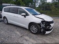 2020 Chrysler Voyager — photo 1 of 16 | VIN 2C4RC1DG5LR262201