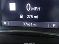Photo 15 of 18 — 2023 Chevrolet Traverse