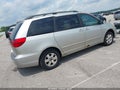 Photo 4 of 11 — 2004 Toyota Sienna