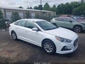 2018 Hyundai Sonata — photo 1 of 17 | VIN 5NPE24AF0JH614769