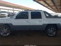 2002 Chevrolet Avalanche — photo 14 of 16 | VIN 3GNEK13T12G201522