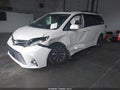 2018 Toyota Sienna — photo 2 of 16 | VIN 5TDDZ3DC8JS189279