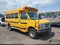 2000 GMC Savana — photo 1 of 12 | VIN 1GDHG35R5Y1230562