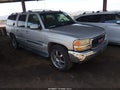 2005 GMC Yukon XL — photo 1 of 10 | VIN 3GKEC16Z45G107648