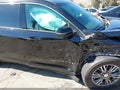 Photo 17 of 18 — 2025 Chevrolet Traverse