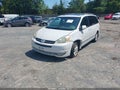 2004 Toyota Sienna — photo 2 of 16 | VIN 5TDBA22C34S005334