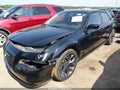 2022 Chrysler 300 — photo 2 of 16 | VIN 2C3CCAAG0NH225936